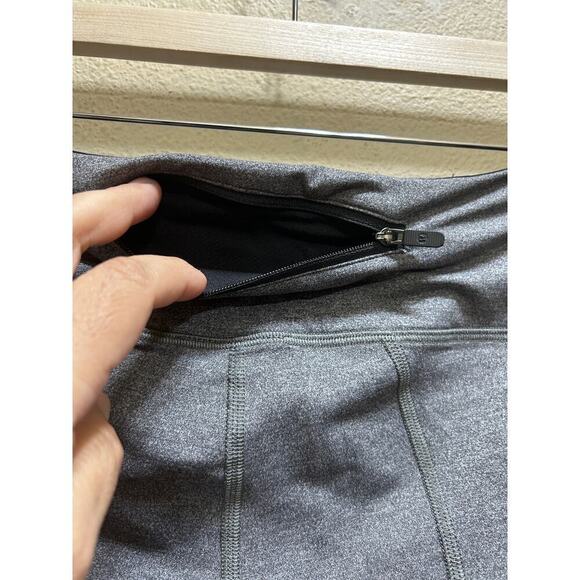 Lululemon Pace Rival Gray Crop Leggings 4 Workout Yoga Leisure Activewear 22" - Picture 7 of 11